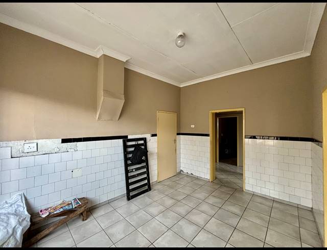 3 BEDROOM HOUSE FOR SALE IN FOREST HILL